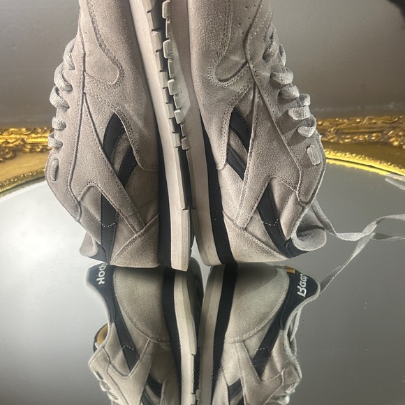 Reebok Classic Leather – Men’s 11 – Clean & Ready to Wear - Picture 2 of 11